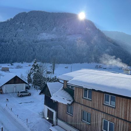Almsternderl 2.0 - Gemuetliches Appartment In Gosau Luaran gambar