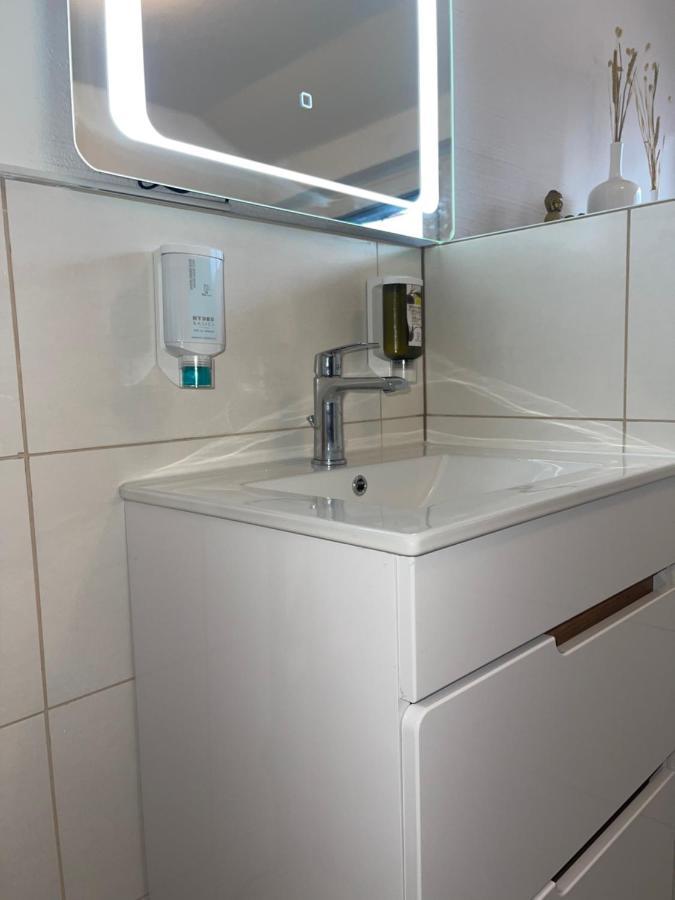 Almsternderl 2.0 - Gemuetliches Appartment In Gosau Luaran gambar