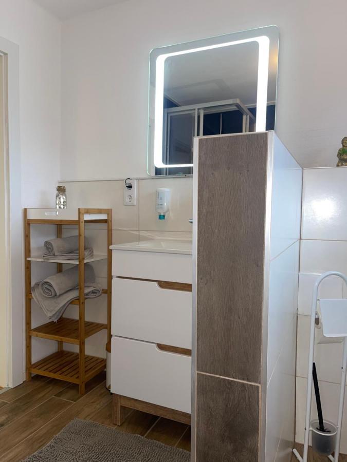Almsternderl 2.0 - Gemuetliches Appartment In Gosau Luaran gambar