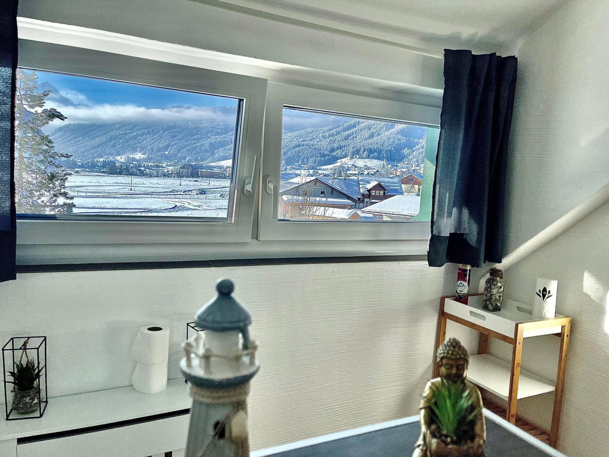 Almsternderl 2.0 - Gemuetliches Appartment In Gosau Luaran gambar